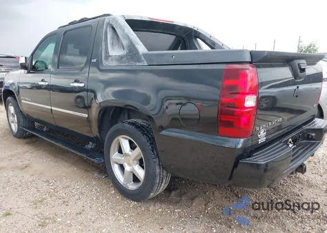 2010 Chevrolet Avalanche 1500 Ltz z USA, uszkodzony, nr VIN 3GNVKGE08AG109084